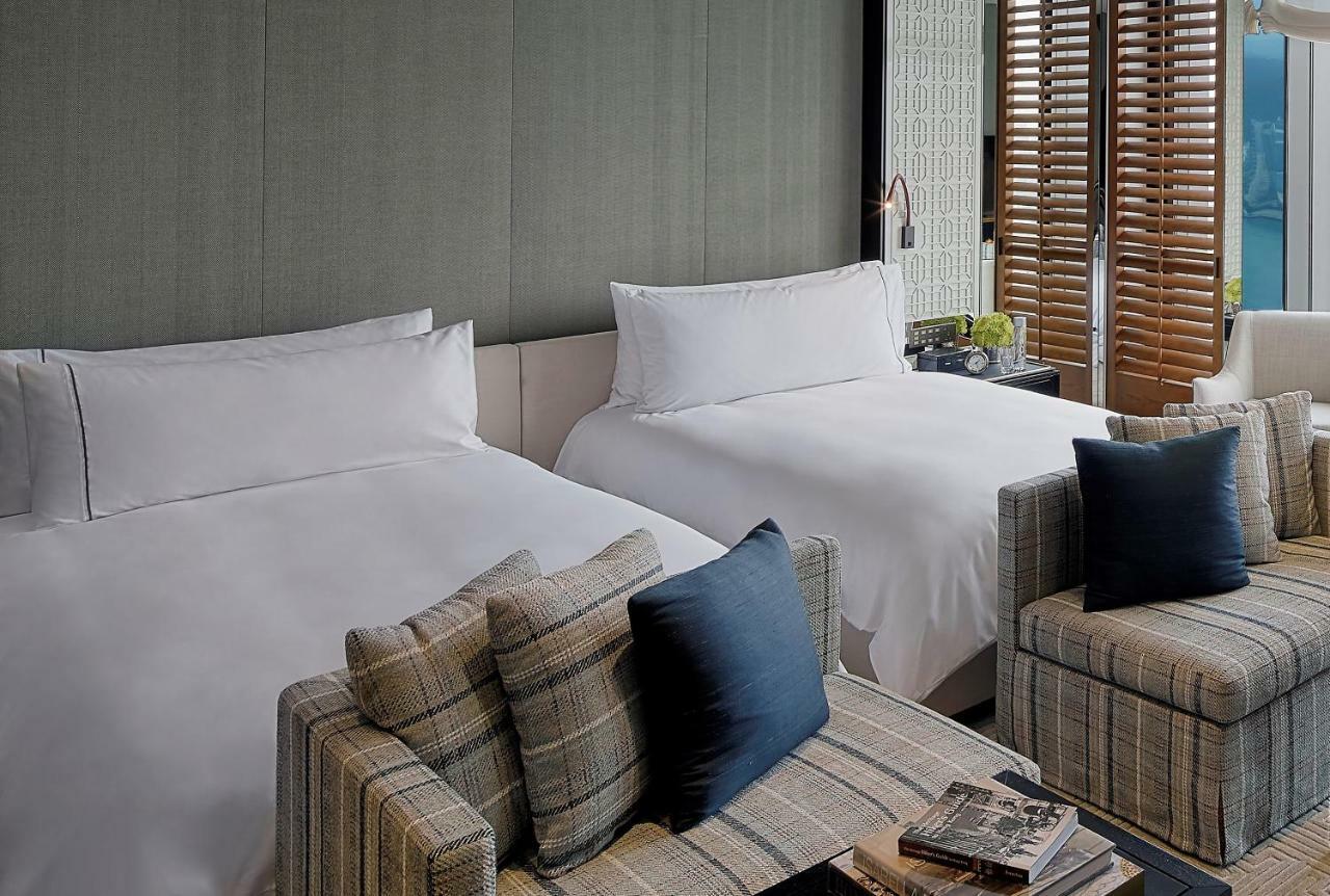 Twin Room Kowloon Peak View